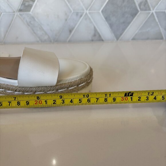 A New Day Size 9 Espadrilles Jute White Smooth Ankle Strap Buckle Padded Insole - Picture 10 of 11